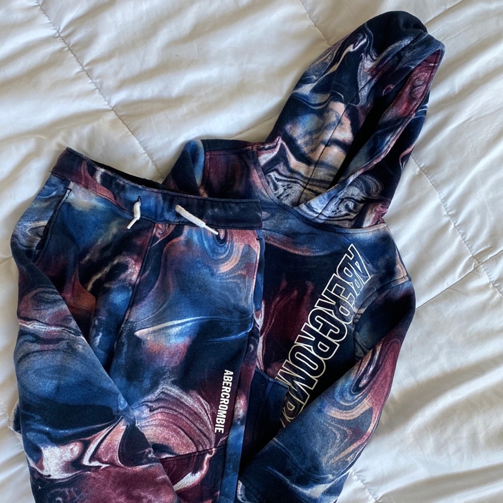 Abercrombie  Kids 5/6 jogger set